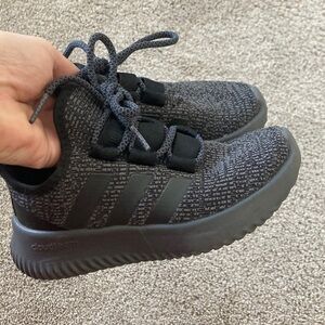 Adidas cloud foam sneakers